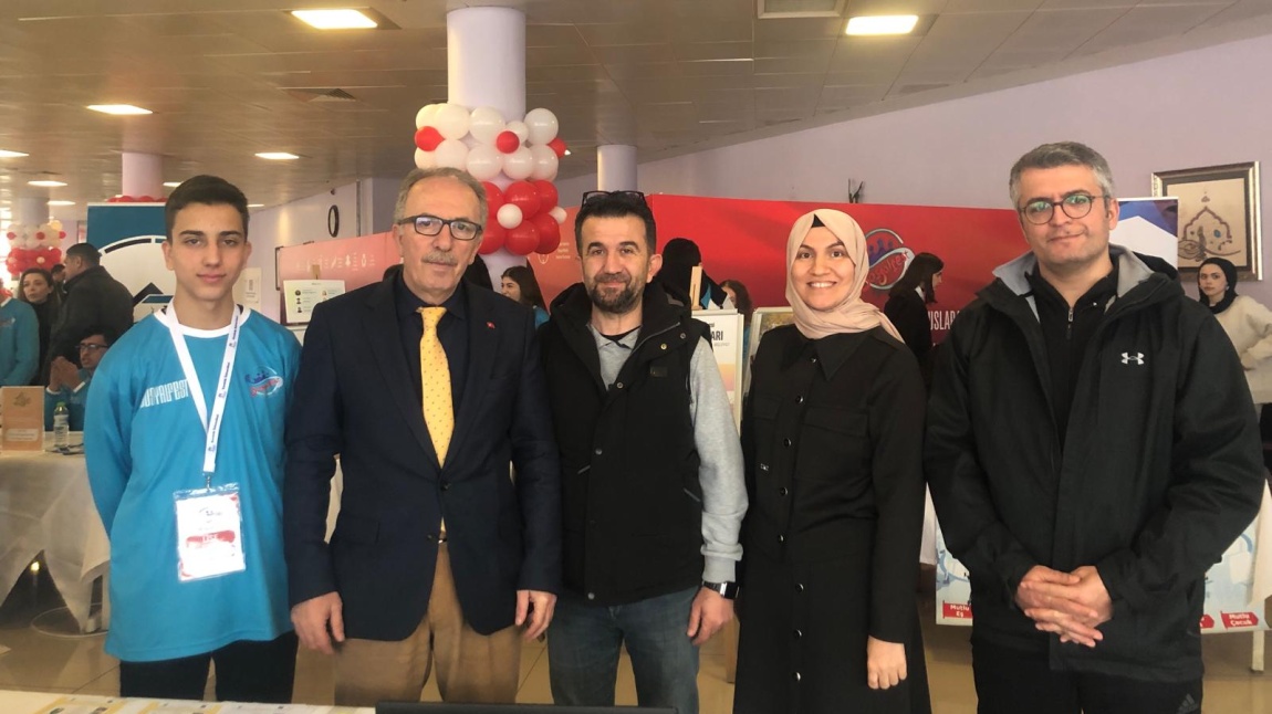 Öğrencimiz İlker KÖSE, Sosyalfest Türkiye Finali'nde Okulumuzu Başarı İle Temsil Etti.